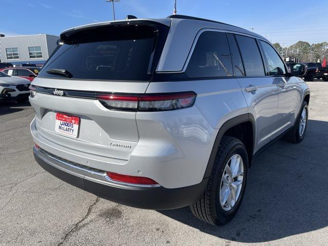 new 2025 Jeep Grand Cherokee car, priced at $33,965