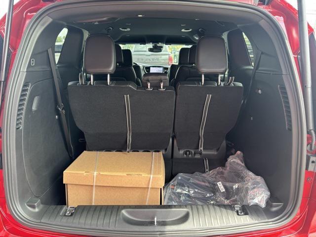 new 2025 Chrysler Pacifica car, priced at $43,022