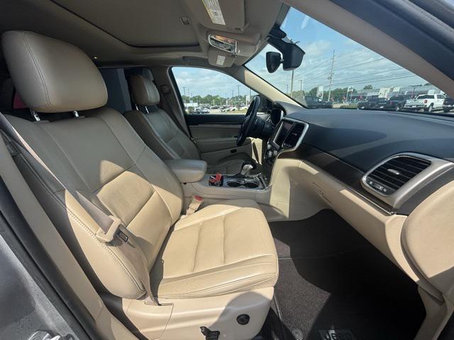 used 2017 Jeep Grand Cherokee car, priced at $14,997
