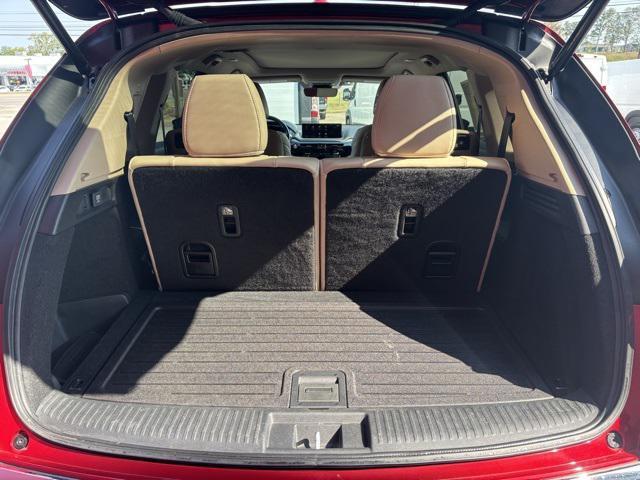 used 2022 Acura MDX car, priced at $31,997