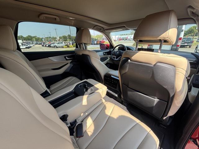 used 2022 Acura MDX car, priced at $31,997