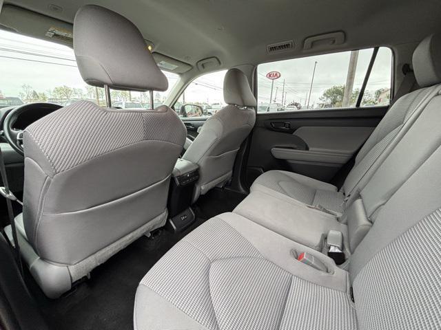 used 2023 Toyota Highlander car, priced at $32,767