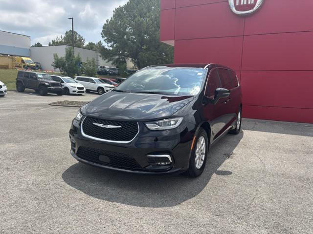 new 2026 Chrysler Pacifica car, priced at $37,710