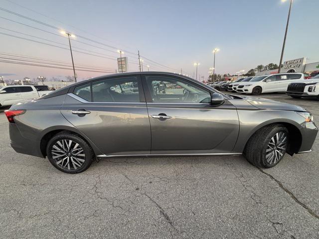 used 2023 Nissan Altima car, priced at $22,898