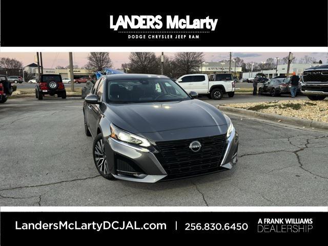 used 2023 Nissan Altima car, priced at $22,898