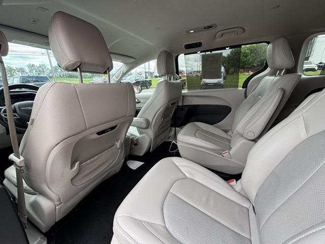 used 2021 Chrysler Pacifica Hybrid car, priced at $23,267