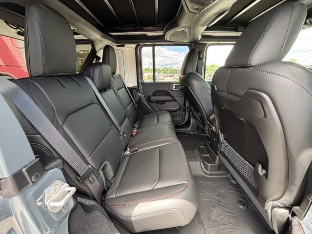 new 2025 Jeep Wrangler car, priced at $69,749