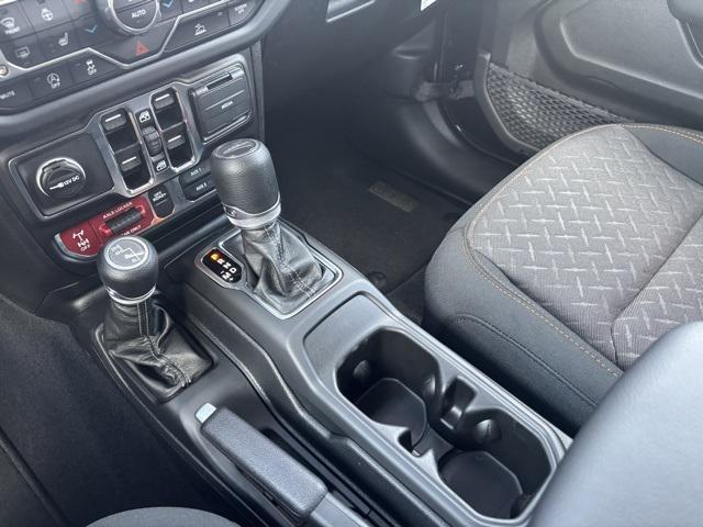 new 2025 Jeep Gladiator car, priced at $46,880