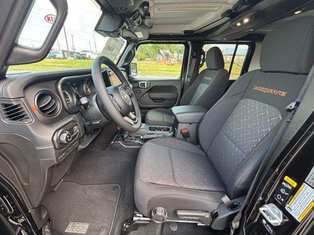 new 2025 Jeep Gladiator car, priced at $47,079