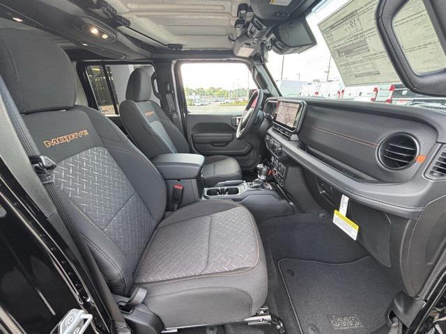 new 2025 Jeep Gladiator car, priced at $46,880