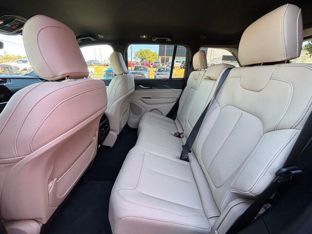 new 2025 Jeep Grand Cherokee car, priced at $36,240