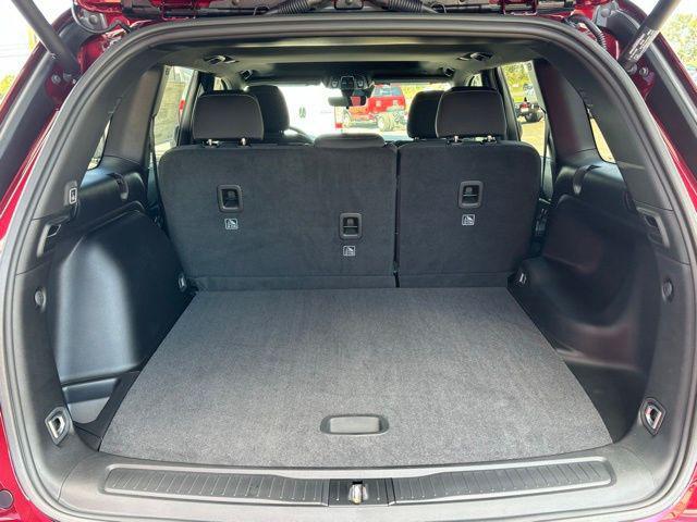 new 2025 Jeep Grand Cherokee car, priced at $35,114