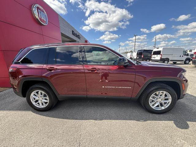 new 2025 Jeep Grand Cherokee car, priced at $34,114