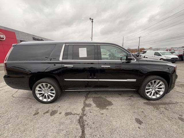 used 2019 Cadillac Escalade ESV car, priced at $39,999