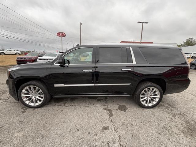 used 2019 Cadillac Escalade ESV car, priced at $39,999