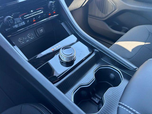 new 2025 Jeep Grand Cherokee car, priced at $30,125