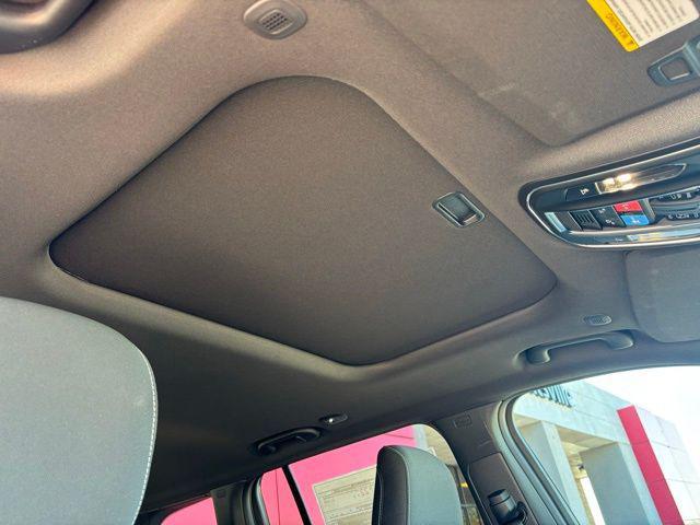 new 2025 Jeep Grand Cherokee car, priced at $30,125