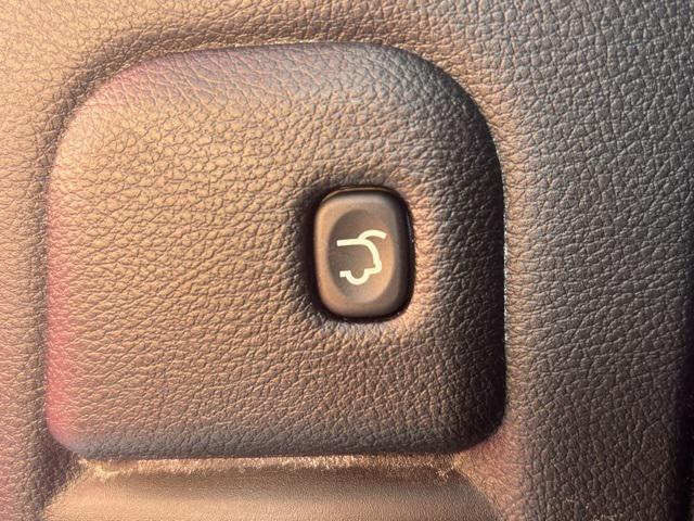 used 2024 Dodge Durango car, priced at $33,697