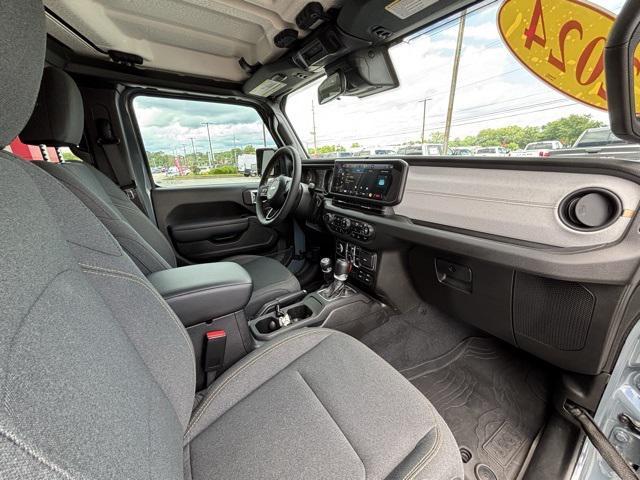 used 2024 Jeep Gladiator car, priced at $41,197