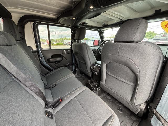 used 2024 Jeep Gladiator car, priced at $41,197