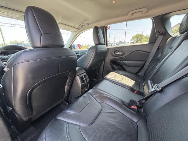 used 2023 Jeep Cherokee car, priced at $25,497