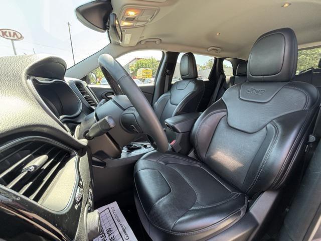 used 2023 Jeep Cherokee car, priced at $25,497