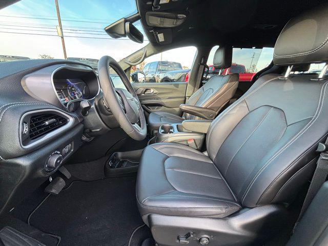 new 2026 Chrysler Pacifica car, priced at $41,640
