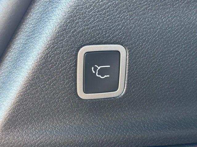 new 2026 Chrysler Pacifica car, priced at $41,640