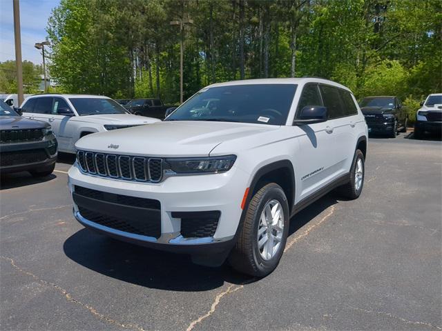 new 2025 Jeep Grand Cherokee L car, priced at $38,000