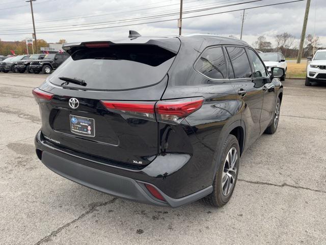 used 2021 Toyota Highlander car, priced at $33,595