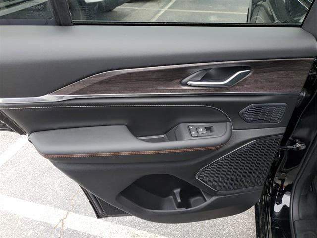new 2025 Jeep Grand Cherokee car, priced at $51,566