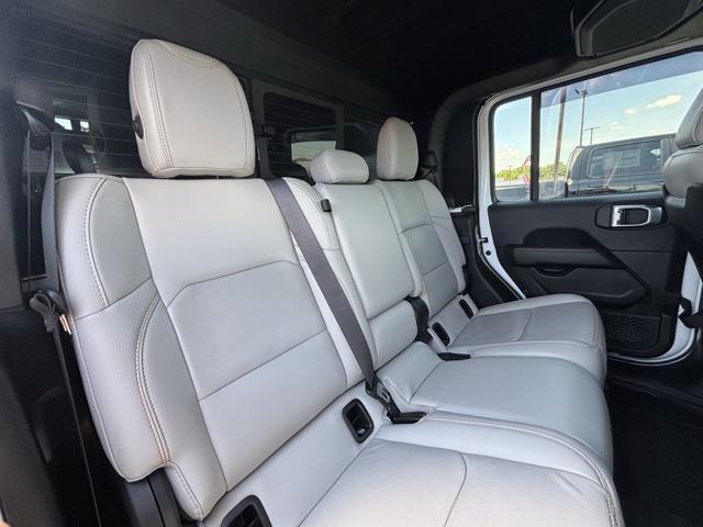 used 2021 Jeep Gladiator car, priced at $39,477