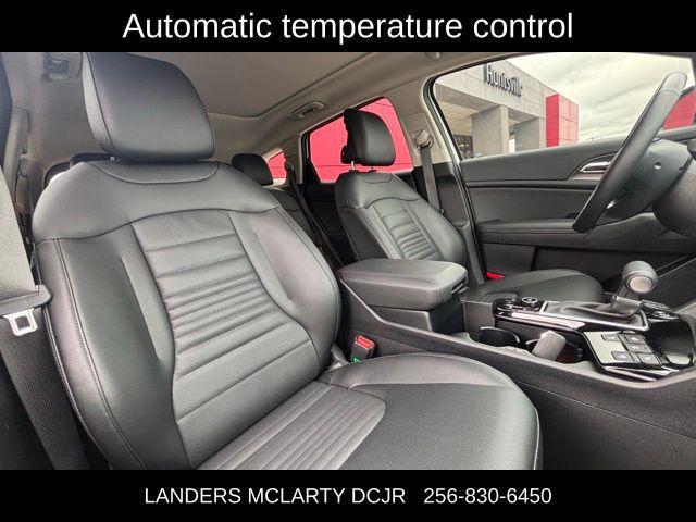 used 2025 Kia Sportage car, priced at $29,997