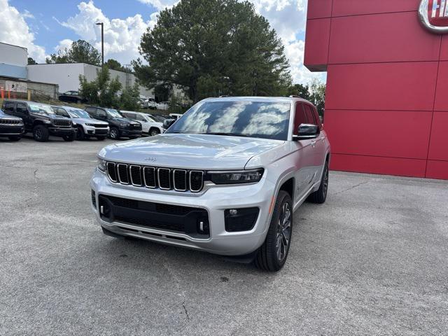 new 2025 Jeep Grand Cherokee car, priced at $59,174