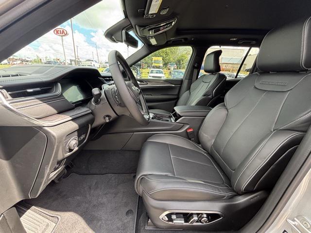 new 2025 Jeep Grand Cherokee car, priced at $59,174