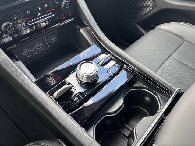new 2025 Jeep Grand Cherokee car, priced at $59,174