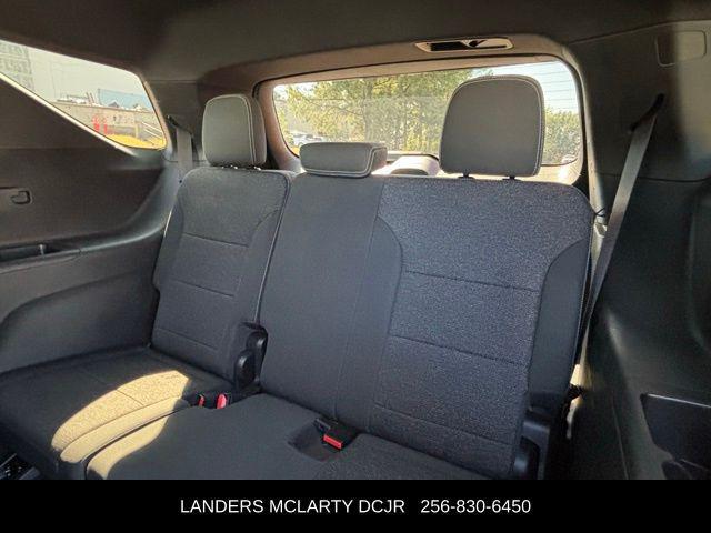 used 2024 Chevrolet Traverse car, priced at $33,997