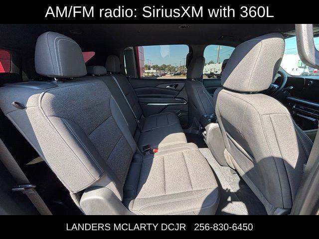used 2024 Chevrolet Traverse car, priced at $33,997