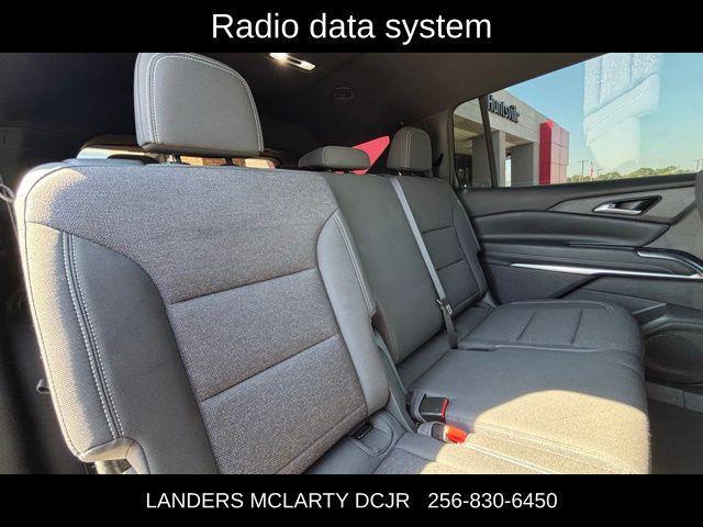 used 2024 Chevrolet Traverse car, priced at $33,997