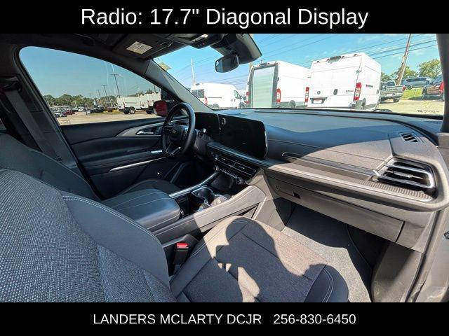 used 2024 Chevrolet Traverse car, priced at $33,997