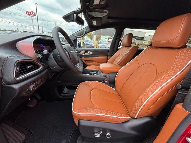 new 2026 Chrysler Pacifica car, priced at $51,530