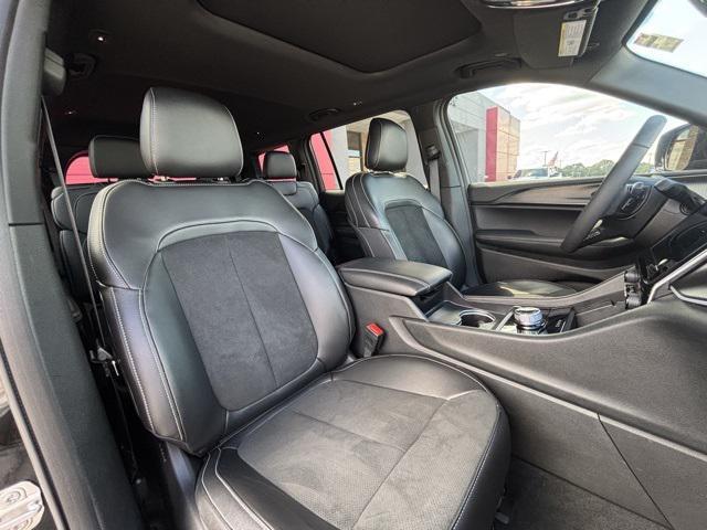 used 2025 Jeep Grand Cherokee L car, priced at $42,997