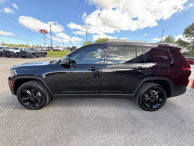 used 2025 Jeep Grand Cherokee L car, priced at $42,997