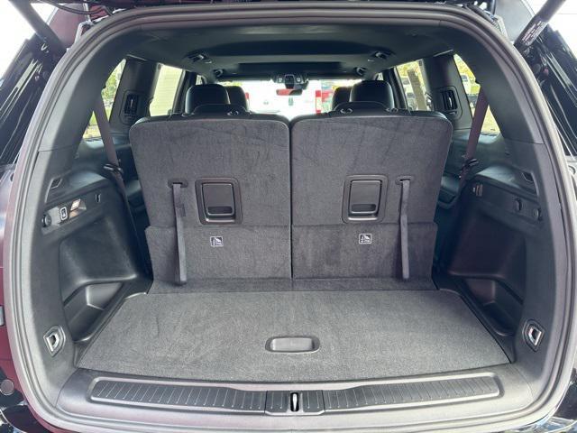 used 2025 Jeep Grand Cherokee L car, priced at $42,997