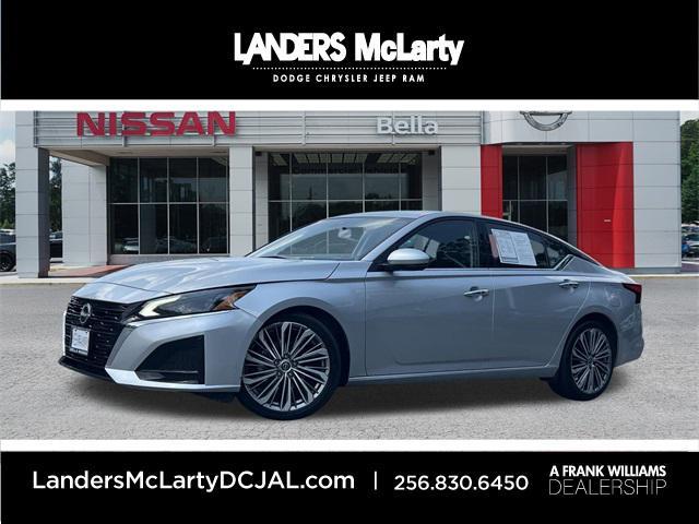 used 2023 Nissan Altima car