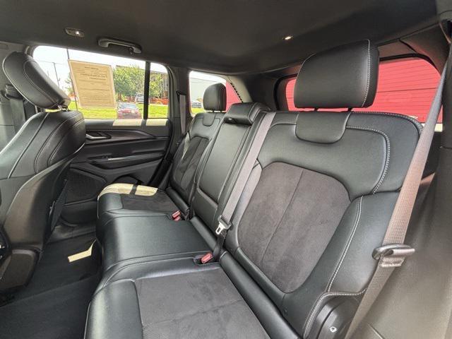 used 2023 Jeep Grand Cherokee car, priced at $34,497