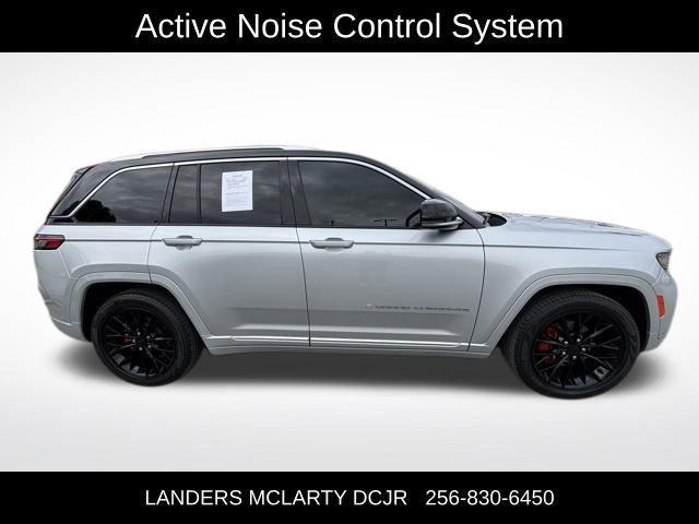 used 2022 Jeep Grand Cherokee car, priced at $40,997