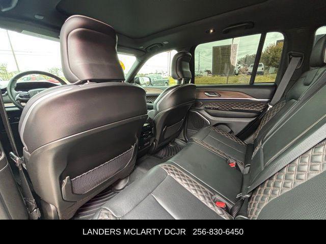 used 2022 Jeep Grand Cherokee car, priced at $40,997