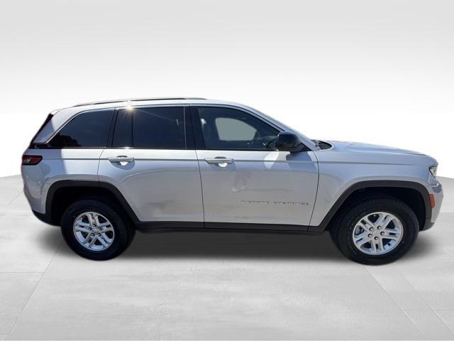 new 2025 Jeep Grand Cherokee car, priced at $29,369