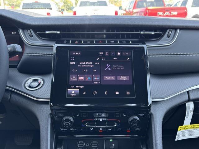 new 2025 Jeep Grand Cherokee car, priced at $32,369